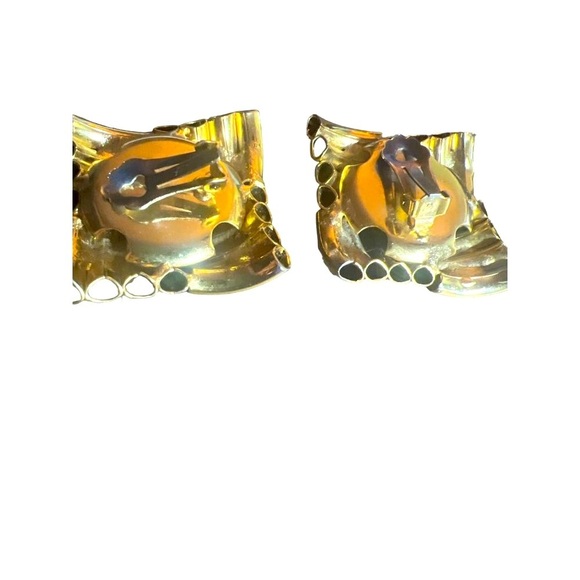 Large Gold Clip-on Earrings Bold Chunky Trending Fashion 80s - Picture 5 of 12